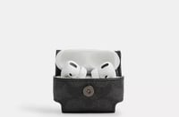 حافظة لسماعات ابل برو - كوتش