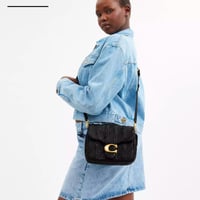 حقيبة كوتش كبير Tabby Shoulder Bag