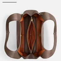 حقيبة كوتش الحجم الكبير