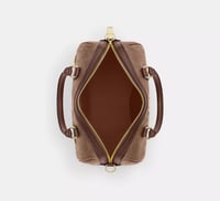 حقيبة كوتش حجم وسط