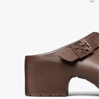 شوز توري بورش