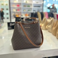 حقيبة مايكل كورس