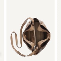 دكني الحجم الوسط