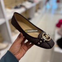 حذاء مايكل كورس