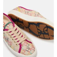 شوز كارولينا هريرا Ch