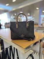 حقيبة كوتش الحجم الصغير