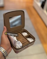 شنطه اكسسوارات كوتش