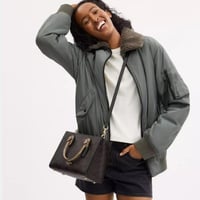 حقيبة كوتش الحجم الصغير