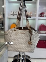 شنطه مايكل كورس