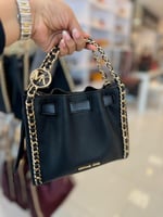 شنطة مايكل كورس