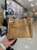 شنطة مايكل كورس