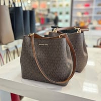 حقيبة مايكل كورس