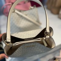 حقيبة مايكل كورس