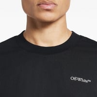 تيشيرت اوف وايت بطباعة شعار ثلاثية الأبعاد