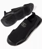 حذاء دولتشي اند قابانا لون أسود