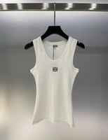 توب لويفي أبيض