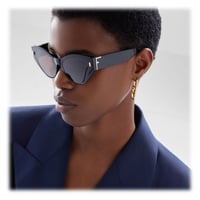 نظارة فندي أسود بشعارF