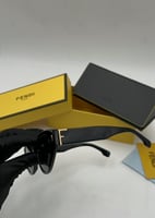 نظارة فندي أسود بشعارF