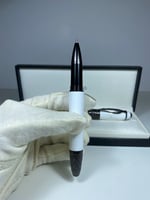 قلم مون بلان لون أبيض