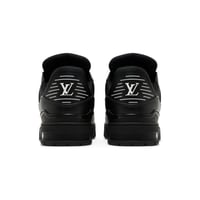 حذاء لويس فيتون اسود