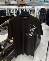 تيشيرت اوف وايت بني