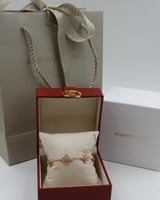 سوارة روبرتو كوين لون وردي