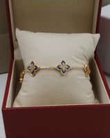 سوارة روبرتو كوين لون ازرق