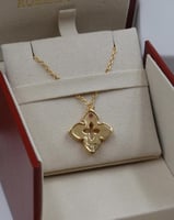 سلسال روبرتو كوين ذهبي سادة صغير