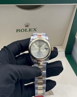 ساعة رولكس نسائية 28mm بدخليه ذهبية