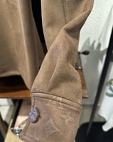 جاكيت لويس فيتون بني