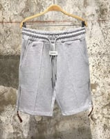 شورت لويفي رمادي