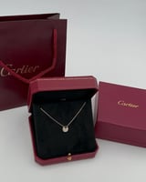 سلسال كارتييه لون أبيض