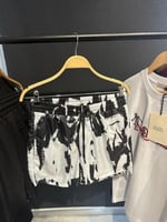 شورت بحر الكسندر مكوين