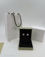 حلق فان كليف ابيض