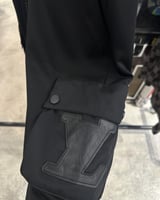 شورت لويس فيتون اسود