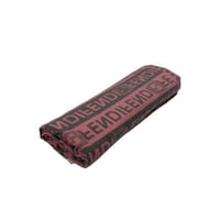 وشاح فندي لون وردي