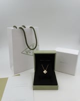 سلسال فان كليف ابيض