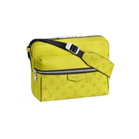 شنطة لويس فيتون لون أصفر