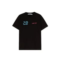 تيشيرت اوف وايت اسود برسمة سماويه