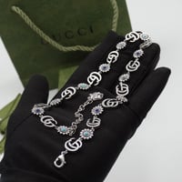 سلسال قوتشي فضي ورد