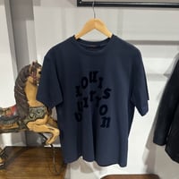 تيشيرت لويس فيتون كحلي