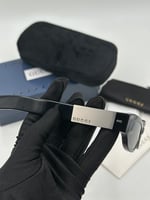 نظارة قوتشي سوداء باطراف فضيه