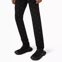 حذاء دولتشي اند قابانا لون أسود