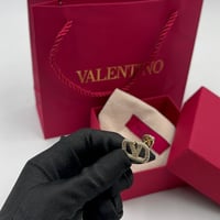 حلق فالنتينو ذهبي بكرستال