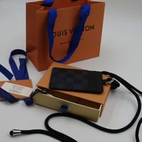 كارد هولدر لويس فيتون