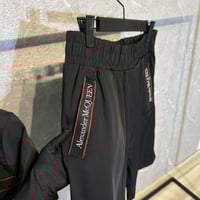 طقم صيفي الكسندر مكوين اسود