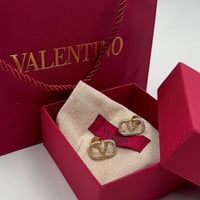 حلق فالنتينو ذهبي بكرستال