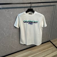 تيشيرت جيفينشي أبيض