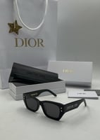 نظارة ديور وأسود مربعة