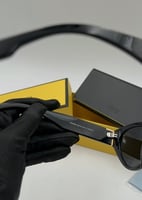 نظارة فندي أسود بشعارF